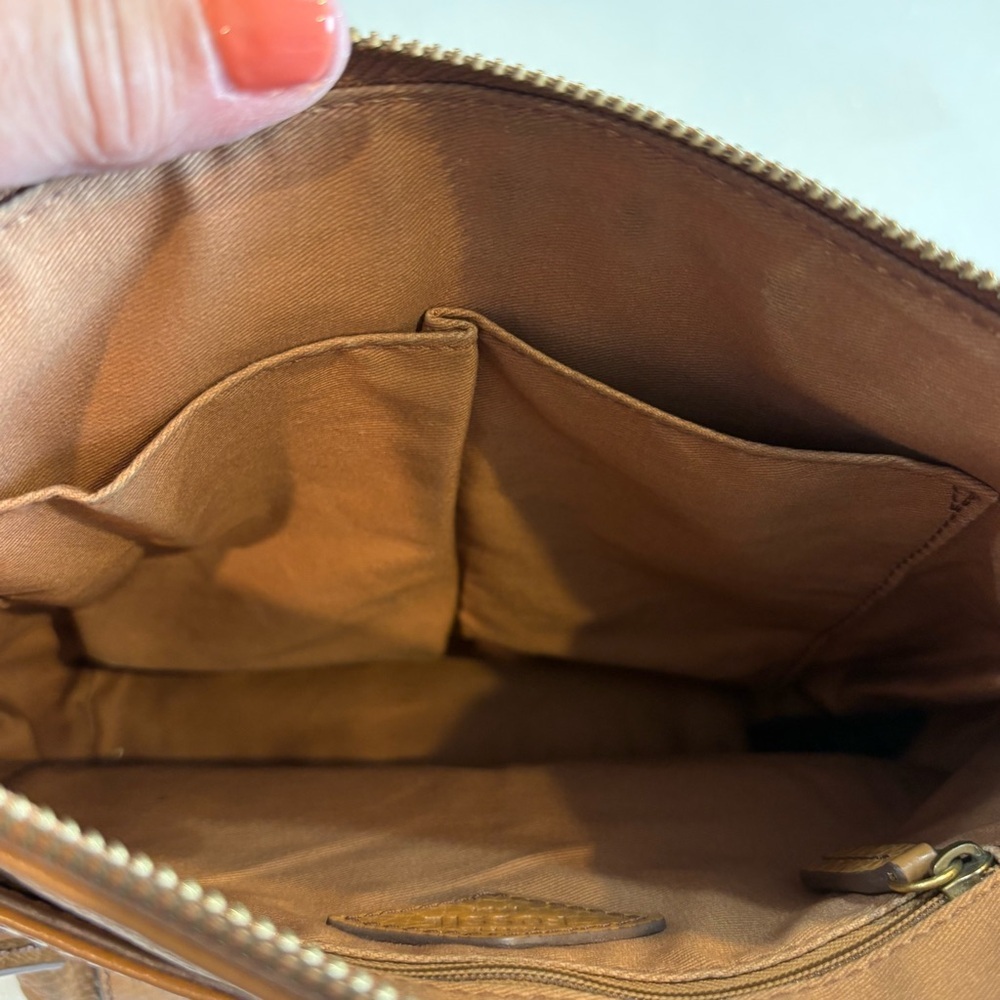 Fossil Tan Pebbled Leather Crossbody Bag  Minimalist Buckle Adjustable Strap - Picture 10 of 12